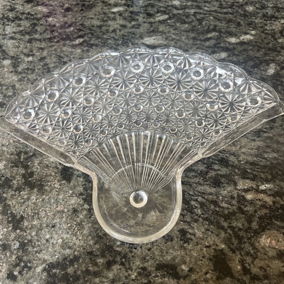 Vintage Daisy & Button Fan Glass‎ Relish Plate Dish Ashtray 10.5x7.75" - Picture 2 of 6